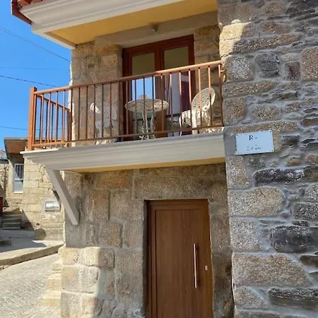 Casa Do Cruzeiro Holiday home *